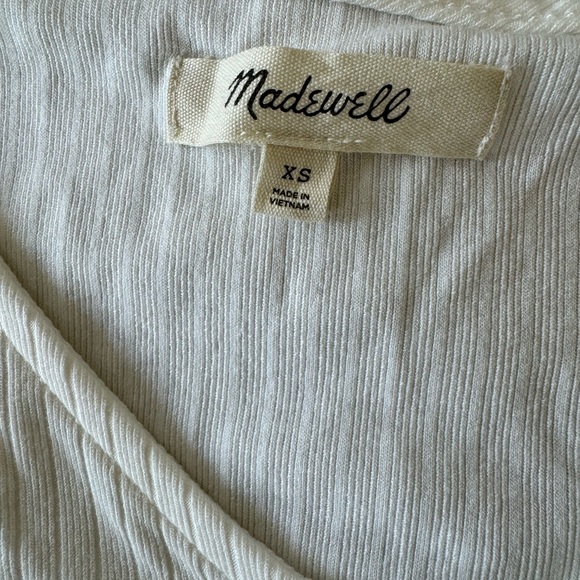 Madewell Rib Button Front V-Neck T-Shirt - Picture 2 of 2